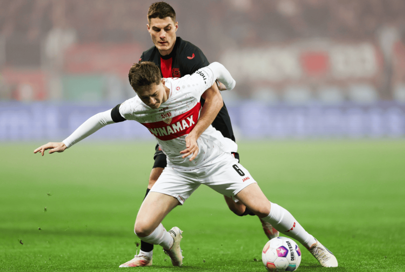 九游体育 -转折点斯图加特主帅复盘，德甲今晨攻防权衡，震撼外界，心理建设被强调 