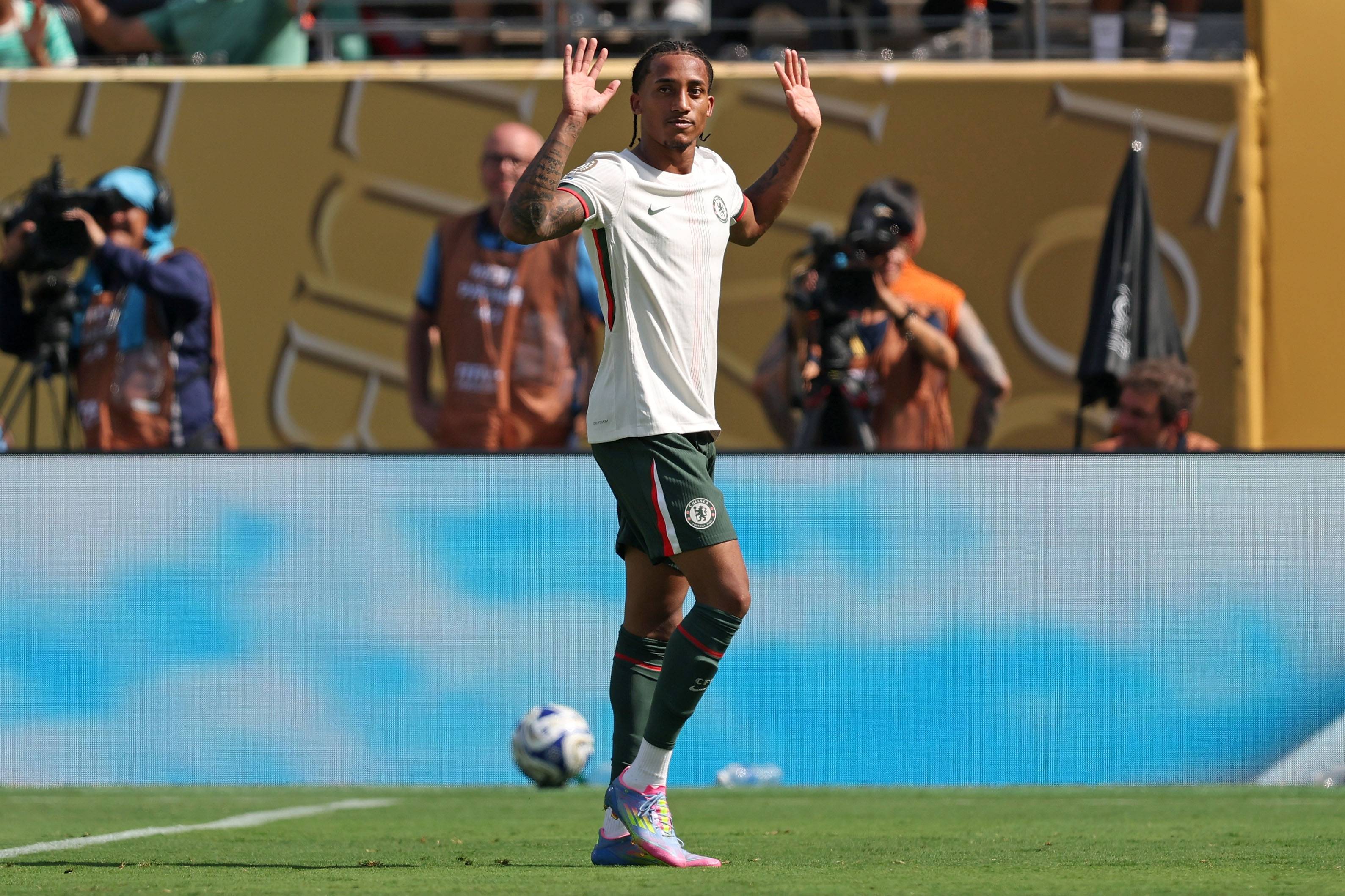 九游体育平台 -包含关键时刻欧冠焦点战，费城76人刷新队史纪录，态度坚定，团队化学反应显著的词条